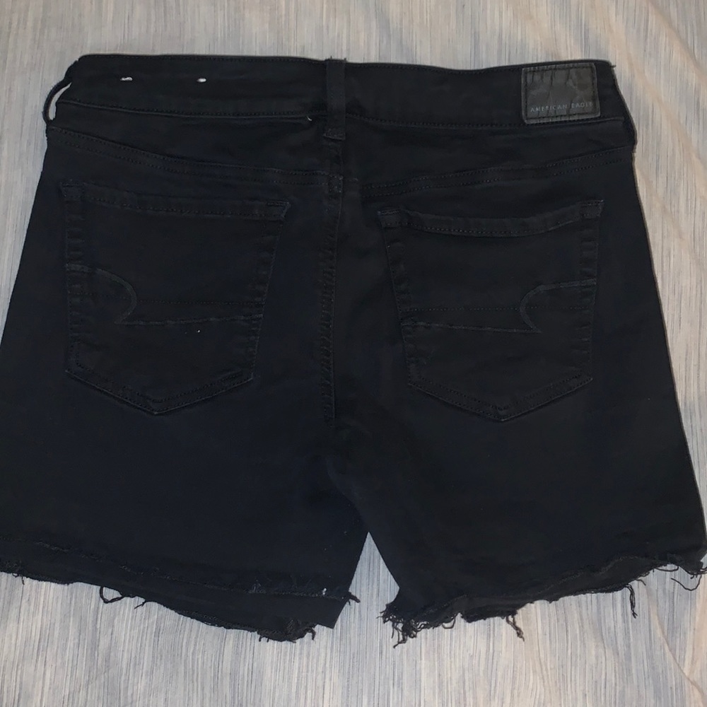 AE midi black shorts